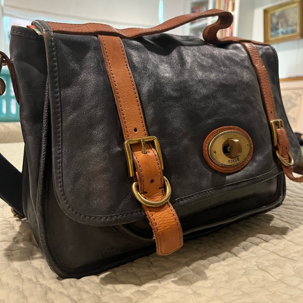Navy Leather Fossil Bag